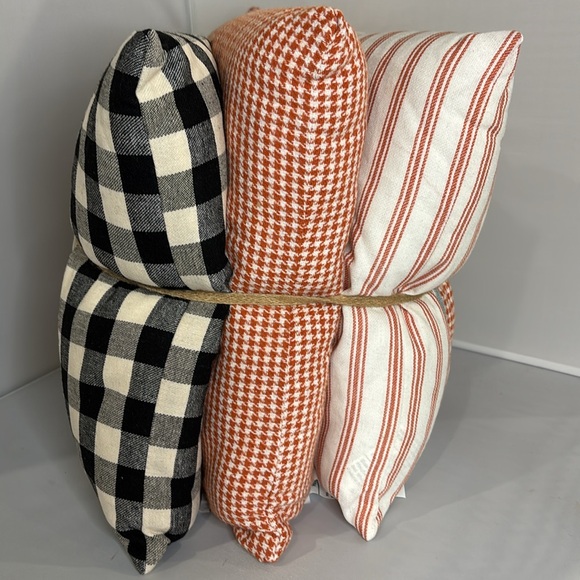 Fall Pillow Set - Picture 4 of 7